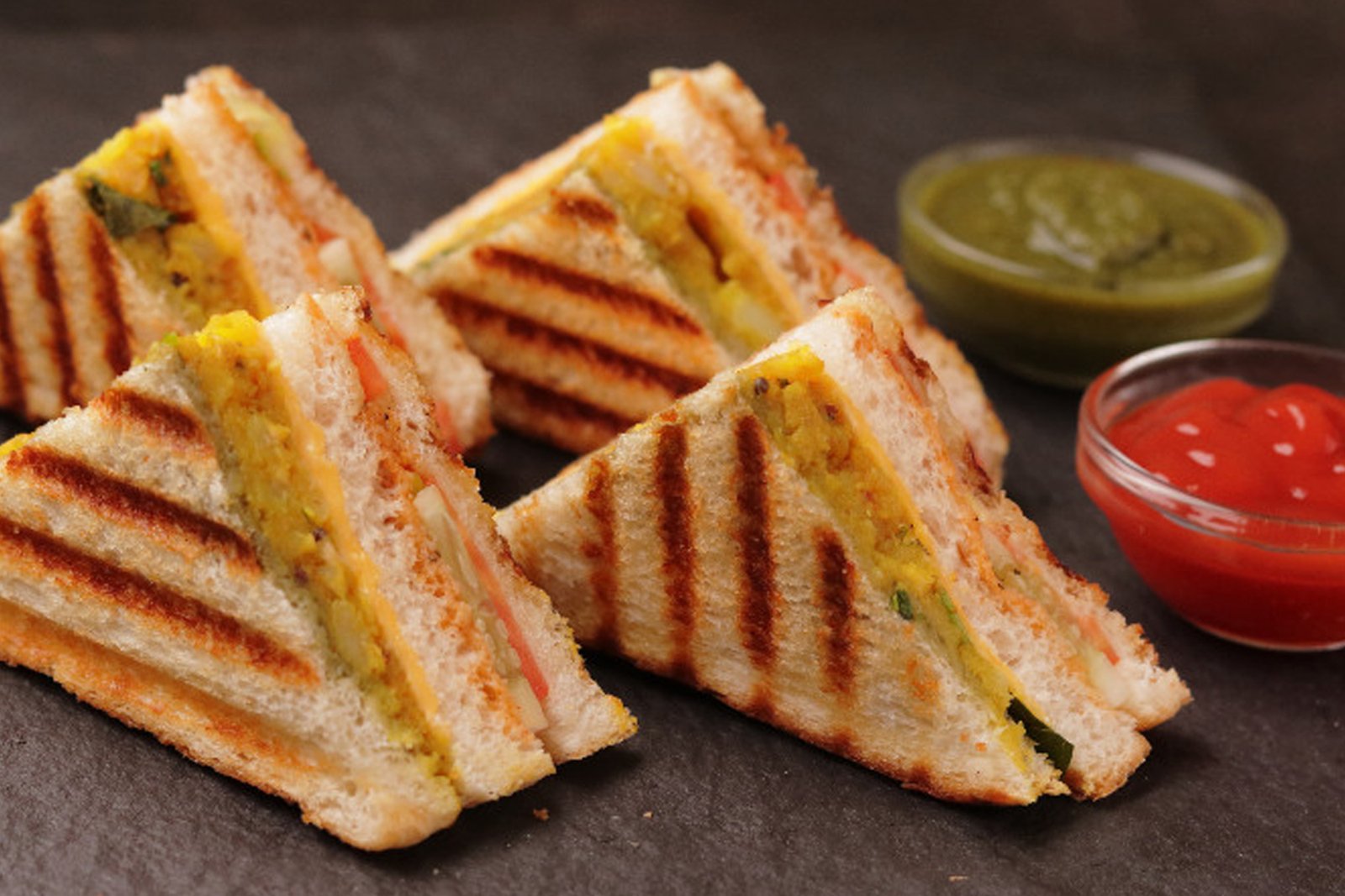Veg Sandwich (Grilled)